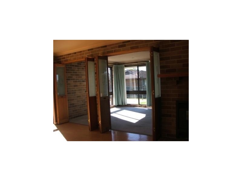 9 Yallambee Avenue, Armidale NSW 2350