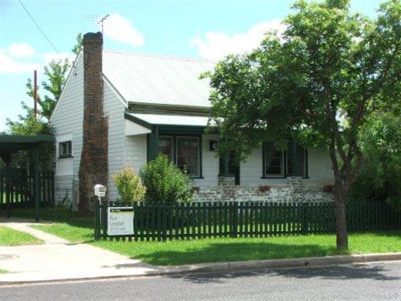 160 BROWN Street, Armidale NSW 2350
