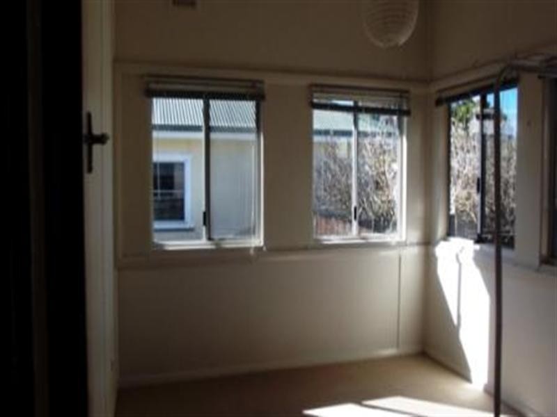 75 Douglas Street, Armidale NSW 2350