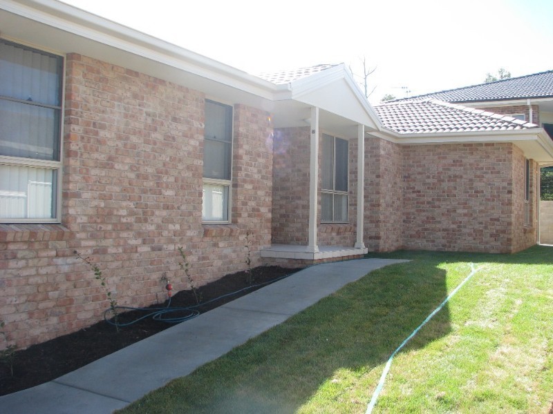 13 Amber Close, Armidale NSW 2350