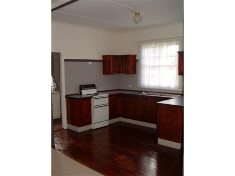 2/186 Taylor Street, Armidale NSW 2350