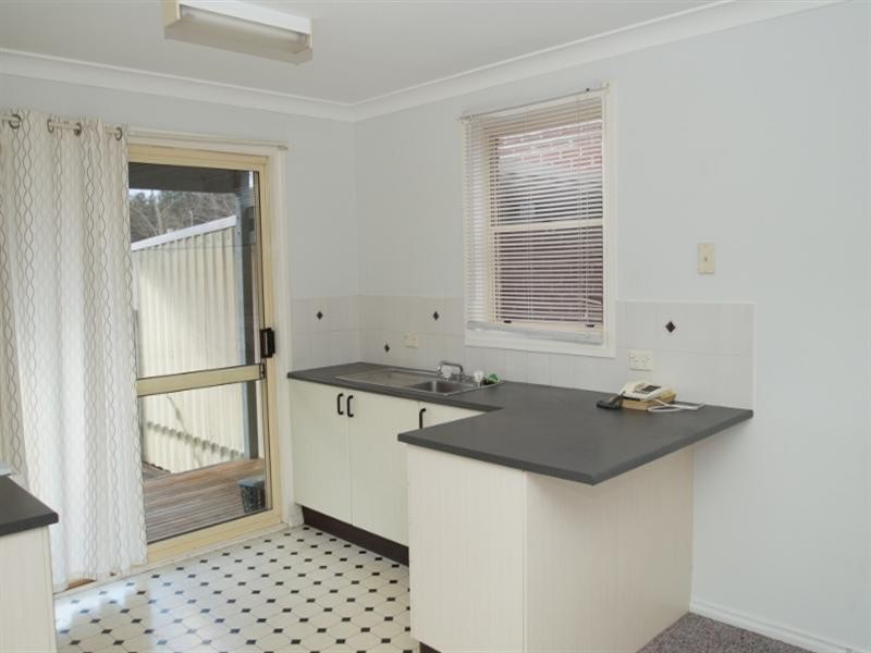 1/10-12 Milson Place, Armidale NSW 2350