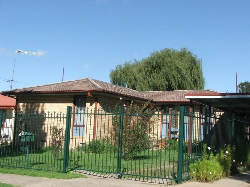 32 Kennedy Street, Armidale NSW 2350