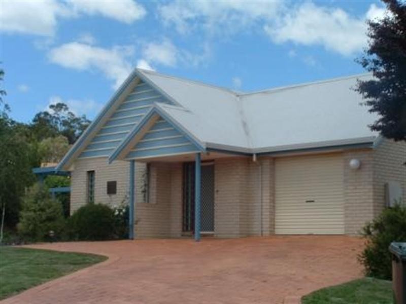 95 Fittler Close, Armidale NSW 2350