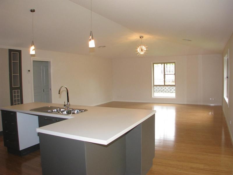 6 Erin Court, Armidale NSW 2350