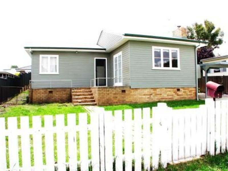 6 Dawson Avenue, Armidale NSW 2350