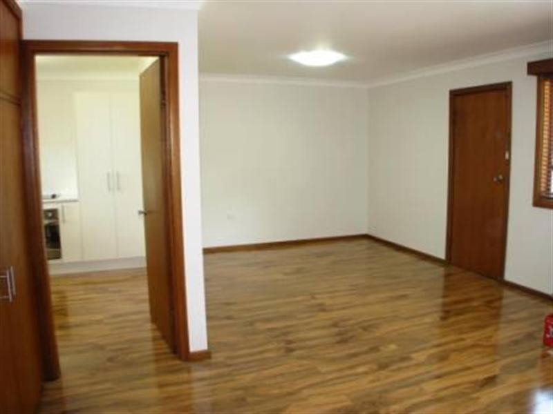 2/114 Mann Street, Armidale NSW 2350