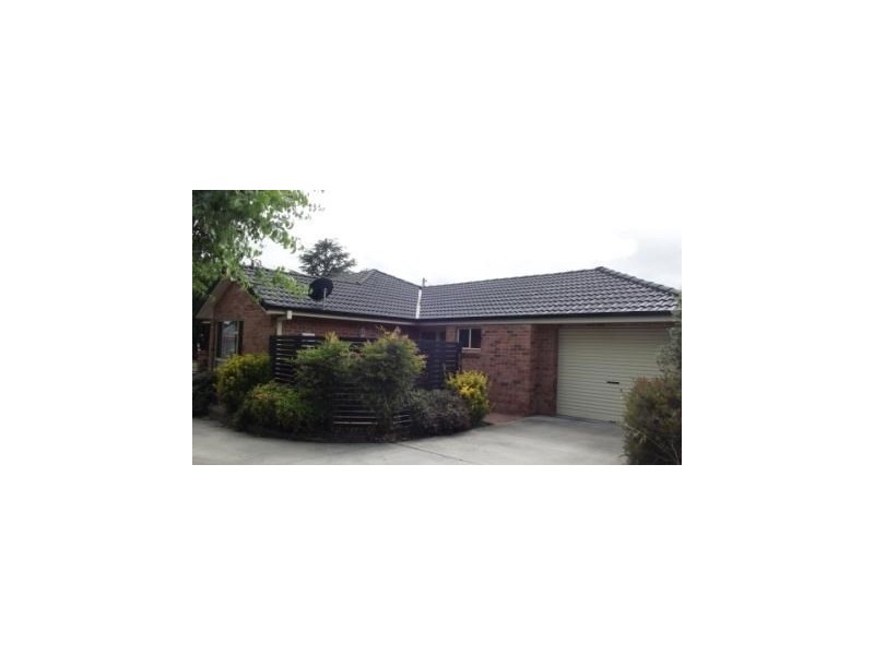 1/158 Barney Street, Armidale NSW 2350