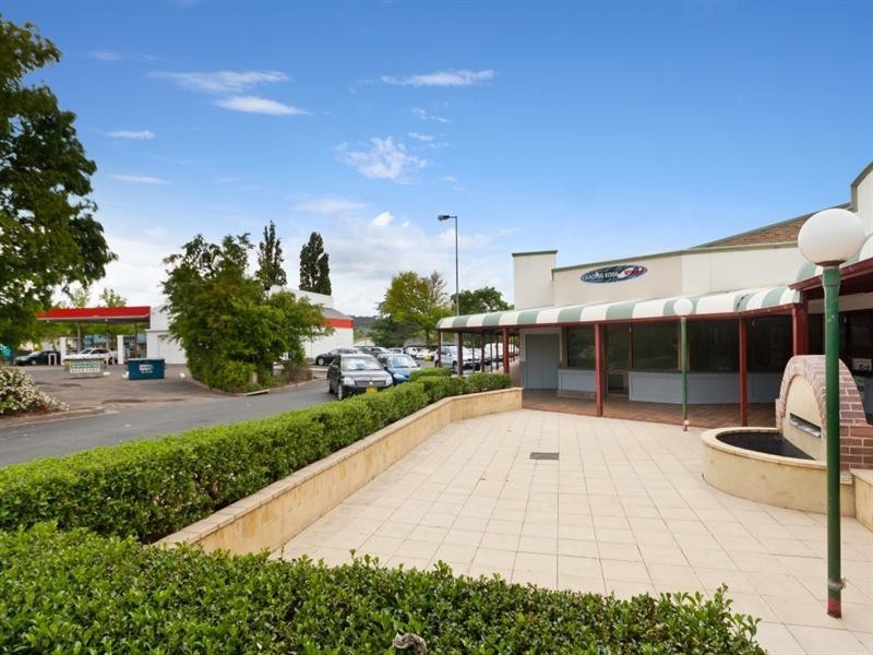 9-12/4-12 Queen Elizabeth Drive, Armidale NSW 2350