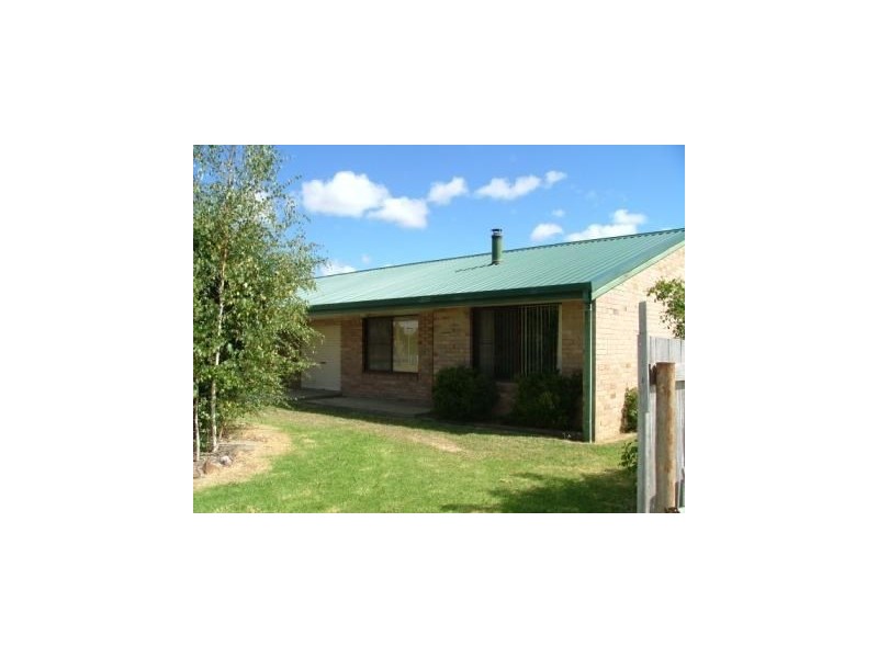 2/89 NIAGARA Street, Armidale NSW 2350