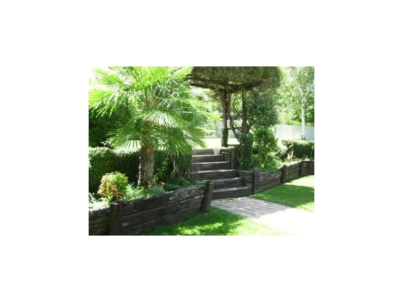 3 Newbury Drive, Armidale NSW 2350