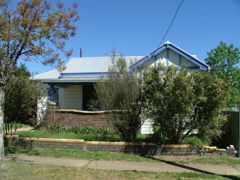 70 Ohio Street, Armidale NSW 2350