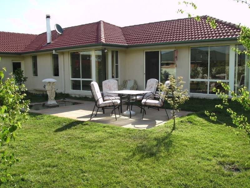 15 Aldred Avenue, Armidale NSW 2350