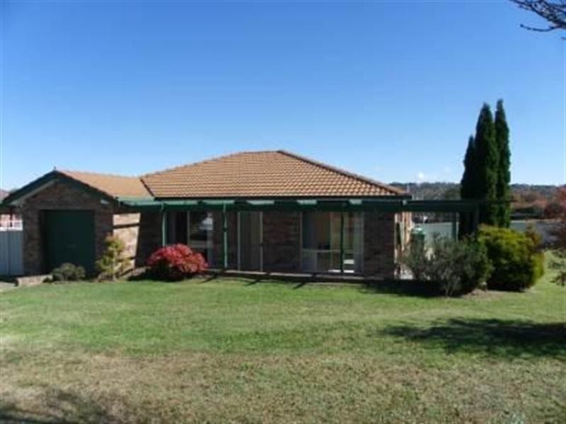 118 FITTLER Close, Armidale NSW 2350