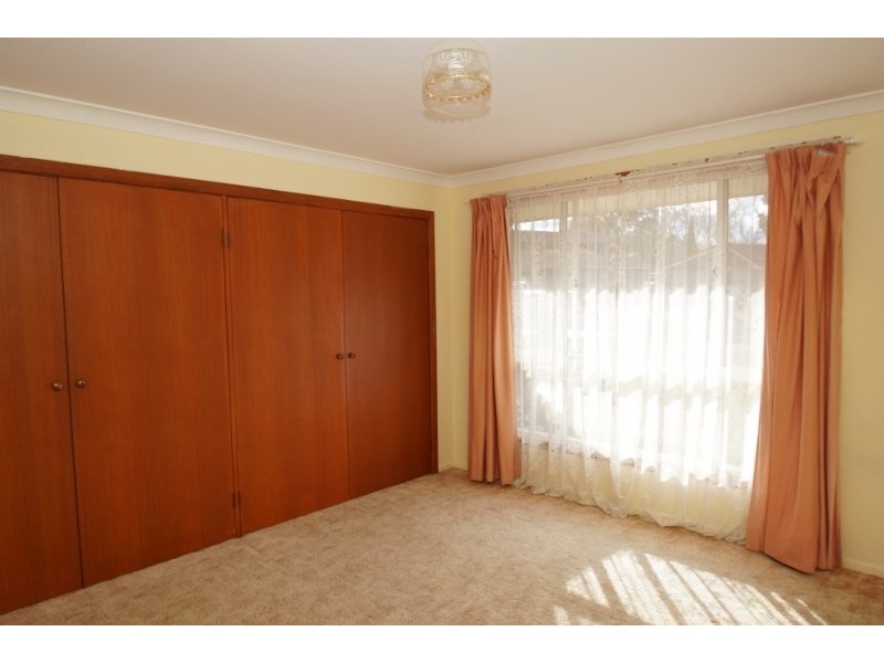 16 SARAH Place, Armidale NSW 2350