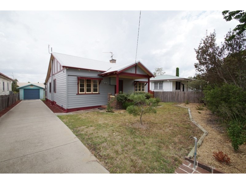 69 DUMARESQ Street, Armidale NSW 2350
