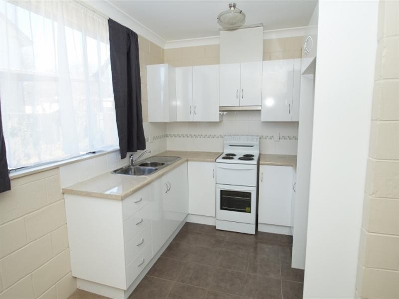 2/7 SPEARE Avenue, Armidale NSW 2350