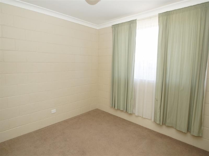 2/7 SPEARE Avenue, Armidale NSW 2350