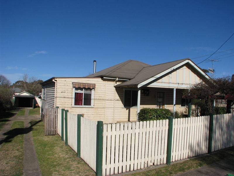 147 Butler Street, Armidale NSW 2350