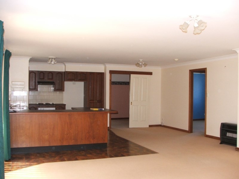 7 DAVID Crescent, Armidale NSW 2350