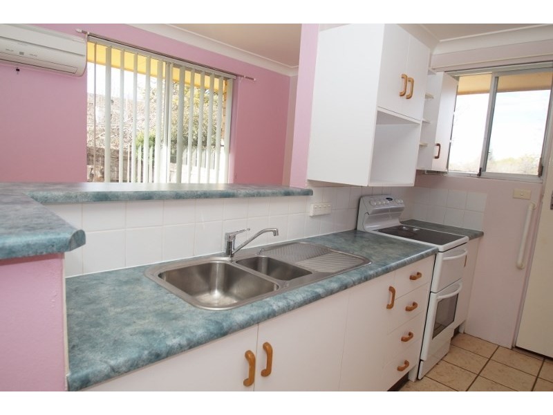 2/19 MURRAY Avenue, Armidale NSW 2350