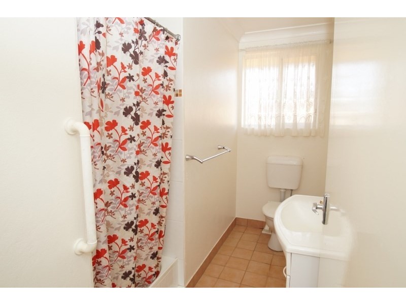 2/19 MURRAY Avenue, Armidale NSW 2350