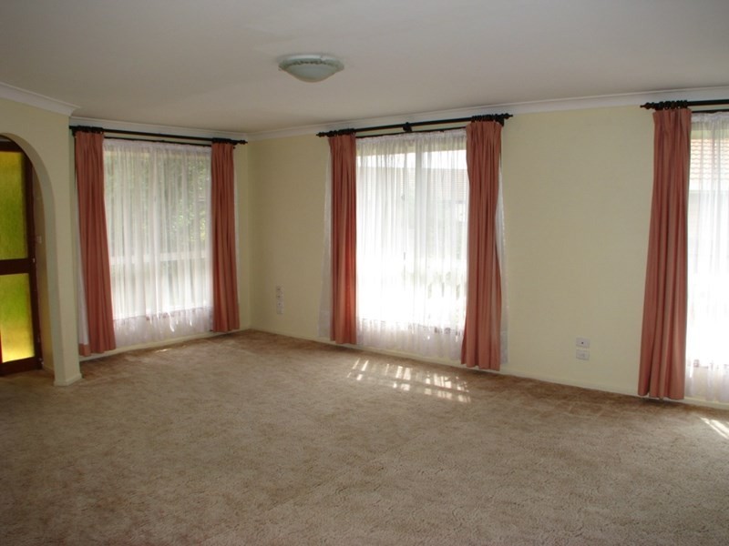 16 Sarah Place, Armidale NSW 2350