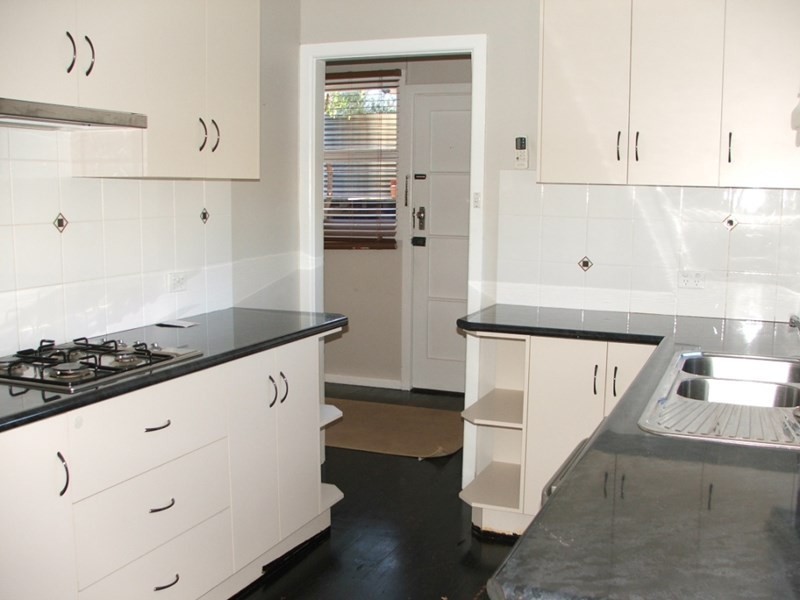 1 Merinda Place, Armidale NSW 2350