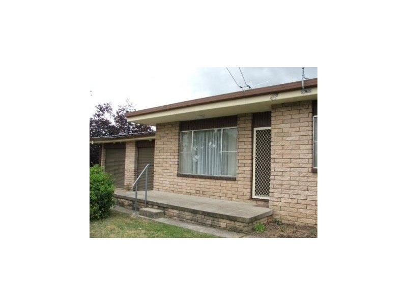 1/11 Marshall Avenue, Armidale NSW 2350