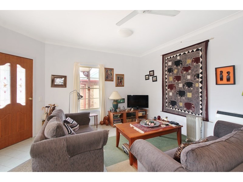 64b Marsh Street, Armidale NSW 2350