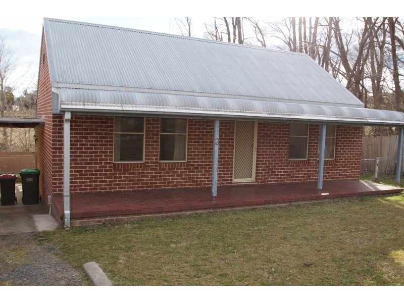 3/10-12 Milson Place, Armidale NSW 2350