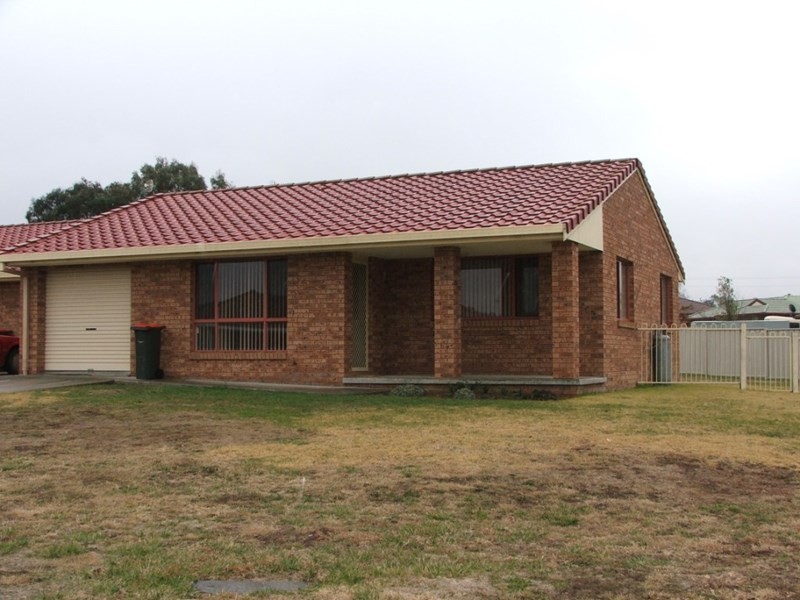 1/13 Alahna Drive, Armidale NSW 2350