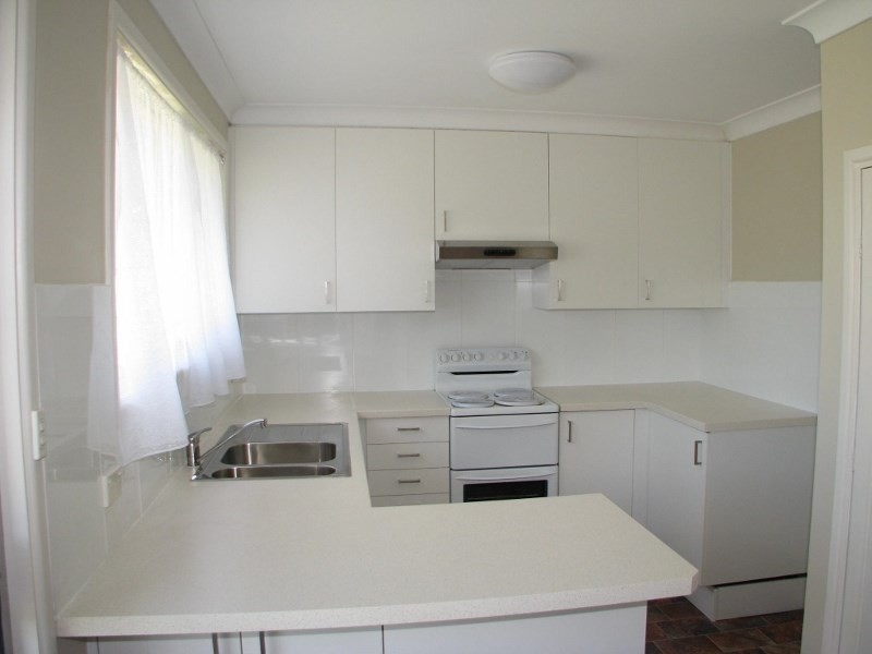 16 Kathleen Crescent, Armidale NSW 2350