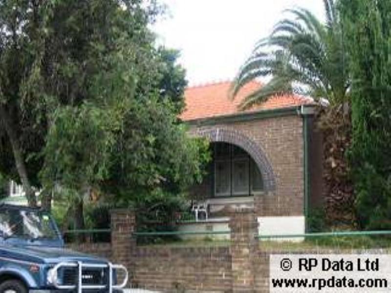 2/20 Duntroon Street, Hurlstone Park NSW 2193