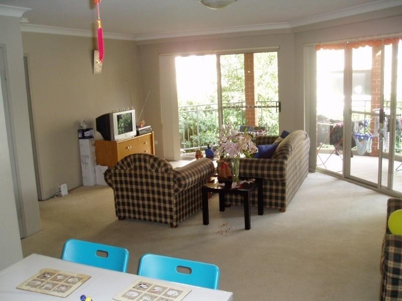 12/10 Beatrice Street, Ashfield NSW 2131