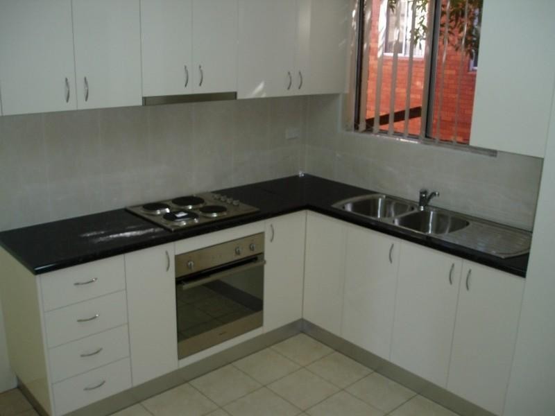 1/37 Arthur Street, Punchbowl NSW 2196