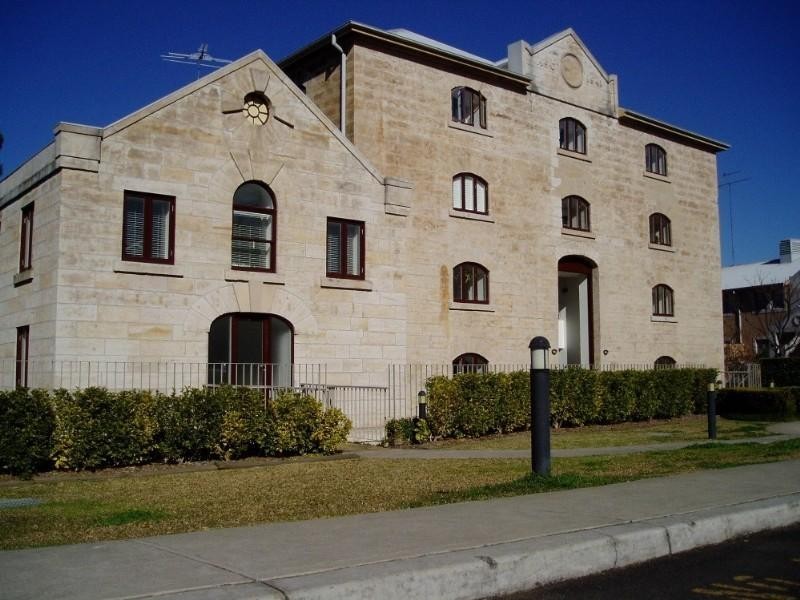 1/2 Sugar House Road, Hurlstone Park NSW 2193