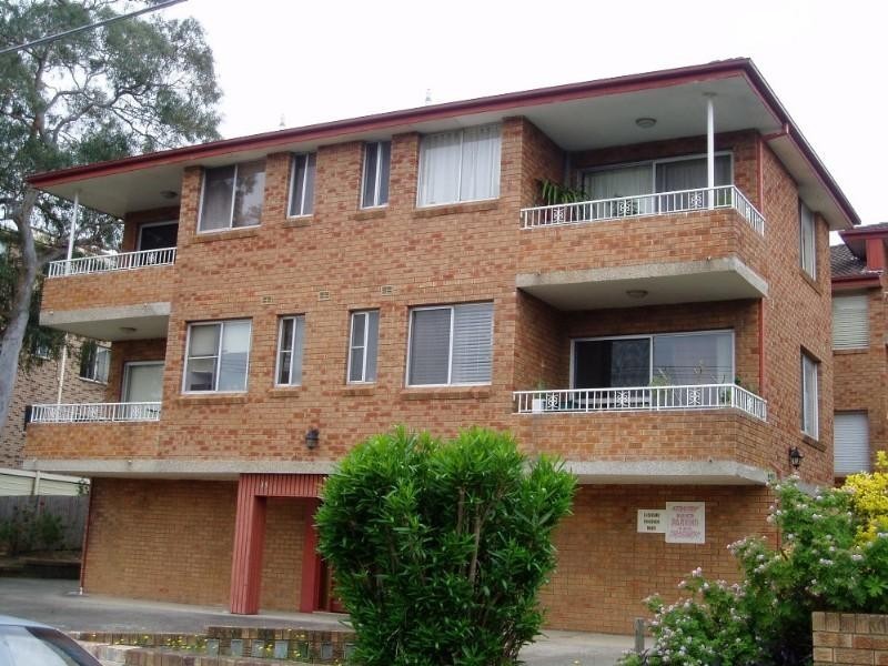 9/35 Jeffrey Street, Canterbury NSW 2193