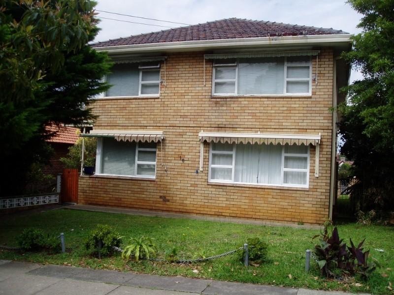 2/16 King Street, Ashfield NSW 2131