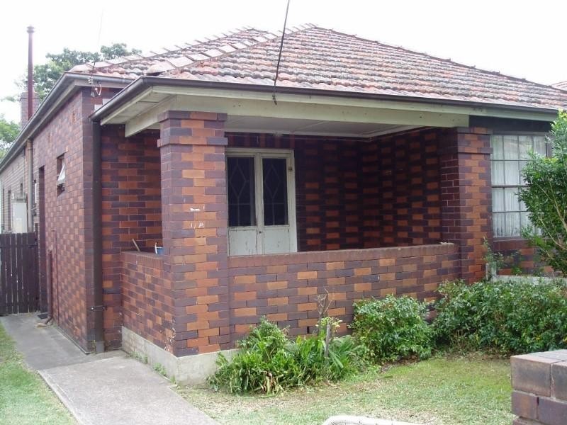 11A Robert Street, Canterbury NSW 2193