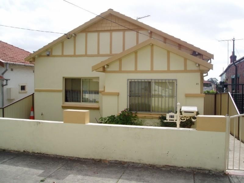 21 Farleigh Street, Ashfield NSW 2131