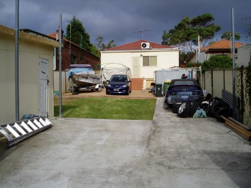 21 Farleigh Street, Ashfield NSW 2131