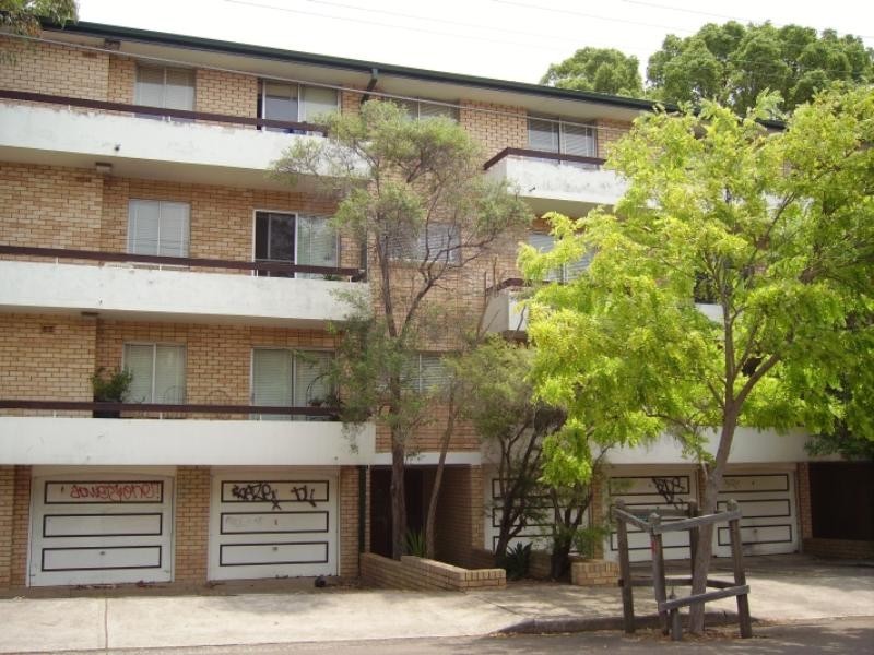 2/73 Liverpool Road, Ashfield NSW 2131