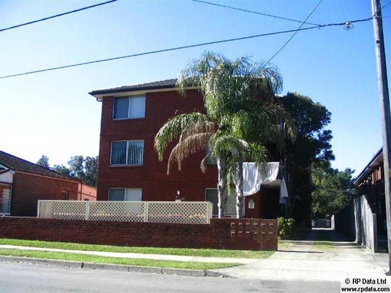 1/27 Second Avenue, Campsie NSW 2194