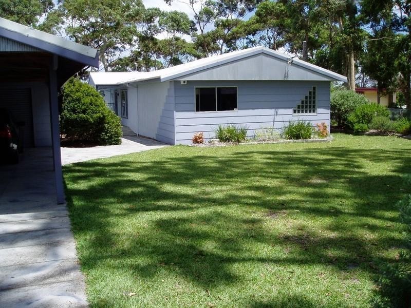 14 Greville Avenue, Sanctuary Point NSW 2540