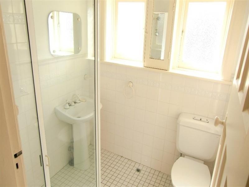 4/8 Grainger Avenue, Ashfield NSW 2131