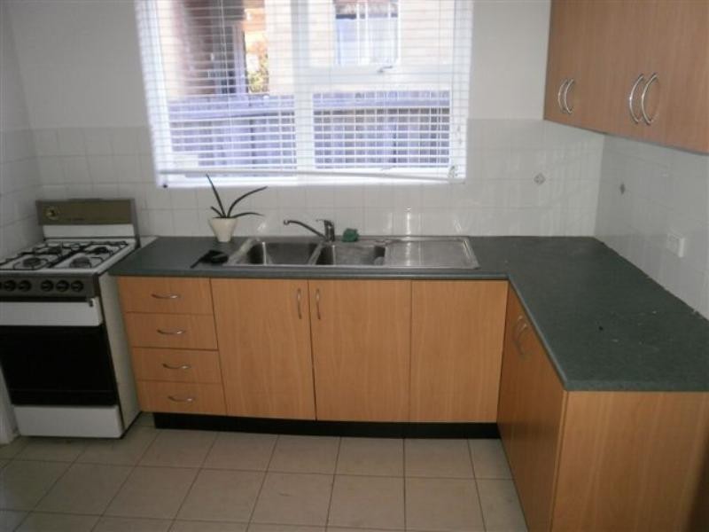 1/166 Croydon Avenue, Croydon Park NSW 2133