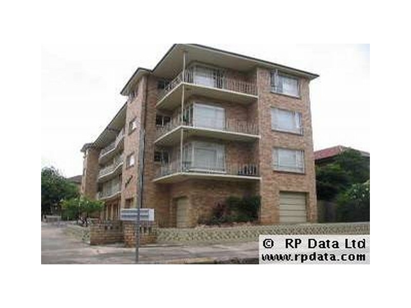 2/8 Albert Parade, Ashfield NSW 2131