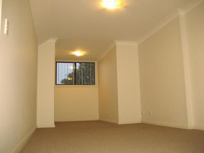 12/41-43 Cairds Avenue, Bankstown NSW 2200