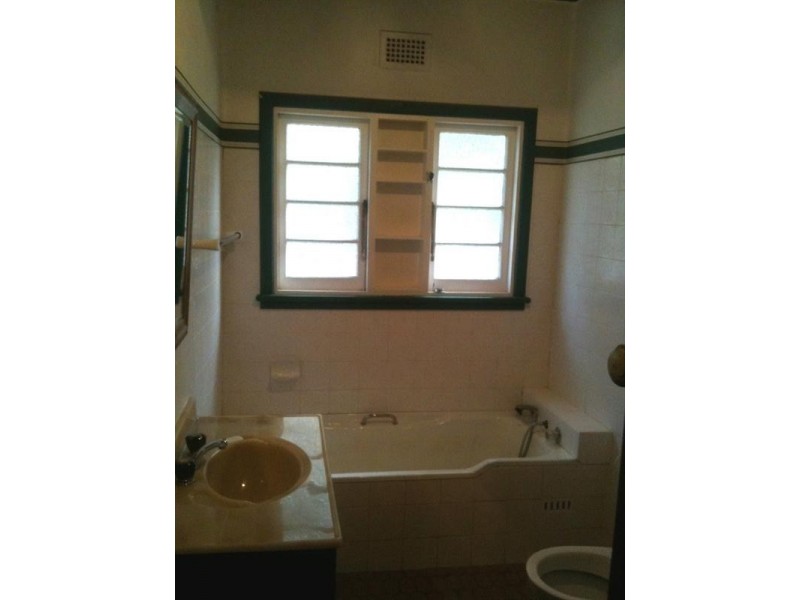 37 Morotai Avenue, Riverwood NSW 2210